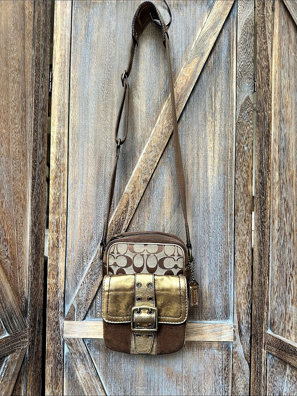 Coach Vintage Special Edition 2004 Legacy Leather & Suede  Crossbody Bag - Picture 2 of 16